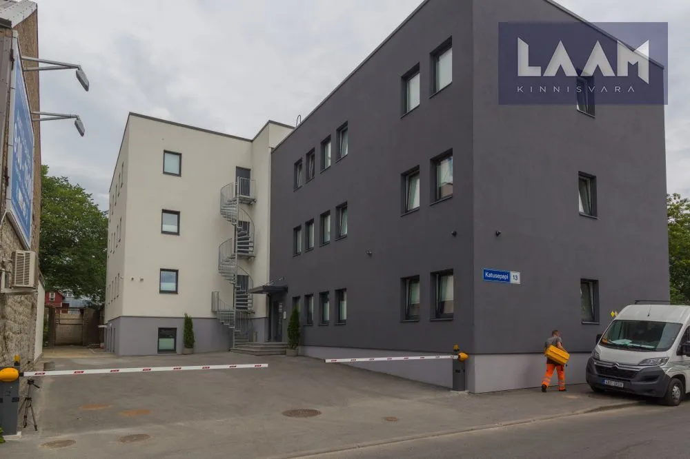 Harju maakond, Tallinn, Kesklinna linnaosa, Katusepapi tn 13 — 11