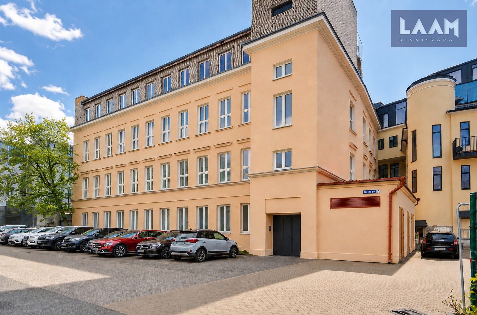 Harju maakond, Tallinn, Kesklinna linnaosa, Estonia pst 5a — 1
