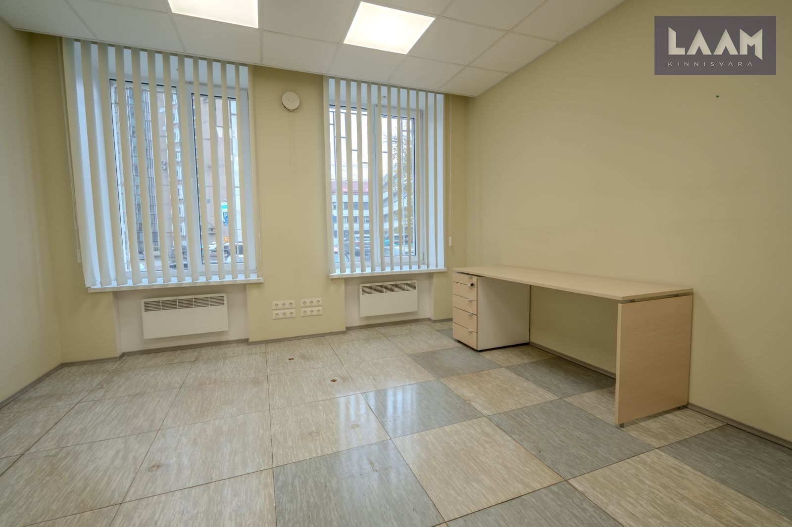 Harju maakond, Tallinn, Kesklinna linnaosa, Estonia pst 5a — 12