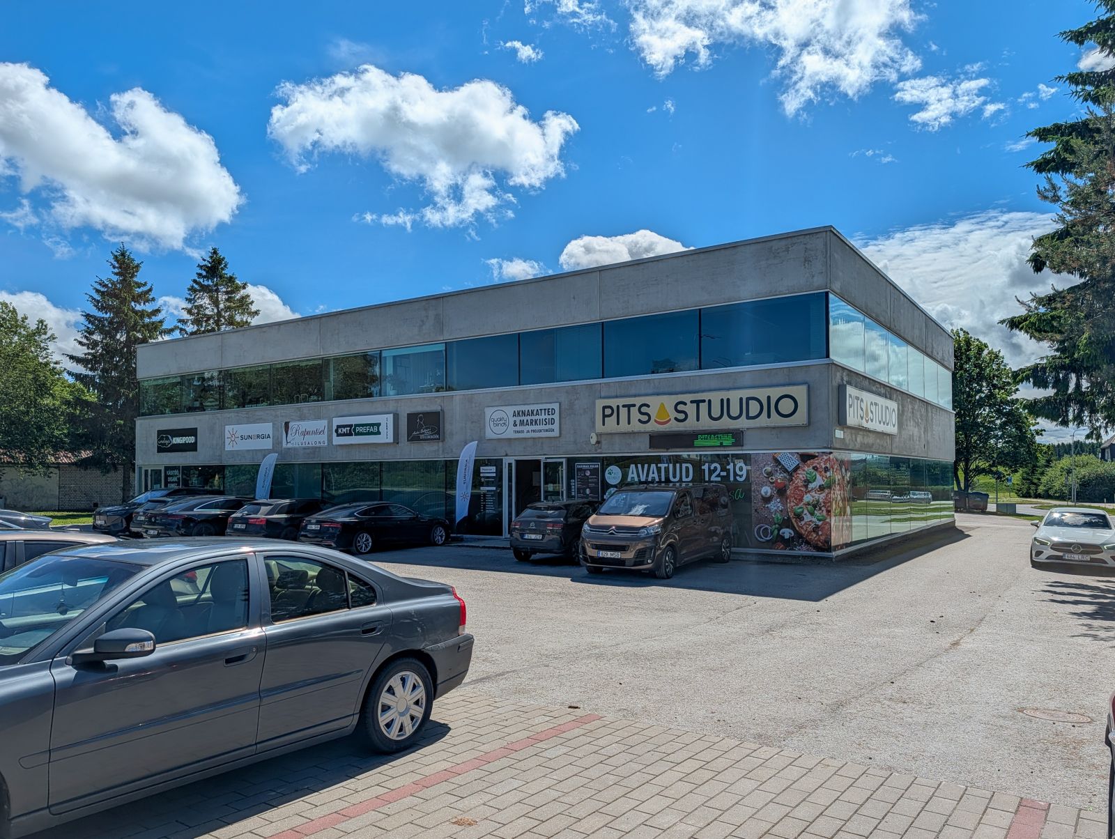 Harju maakond, Harku vald, Tabasalu alevik, Nooruse tn 1 — 2