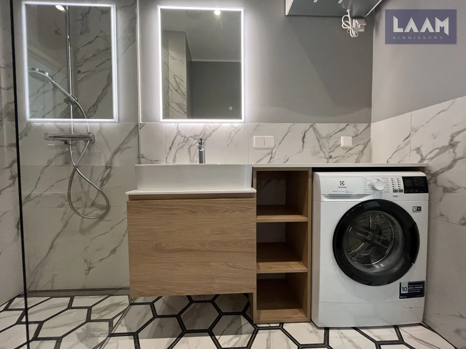 Harju maakond, Tallinn, Kesklinna linnaosa, Estonia pst 7 — 8