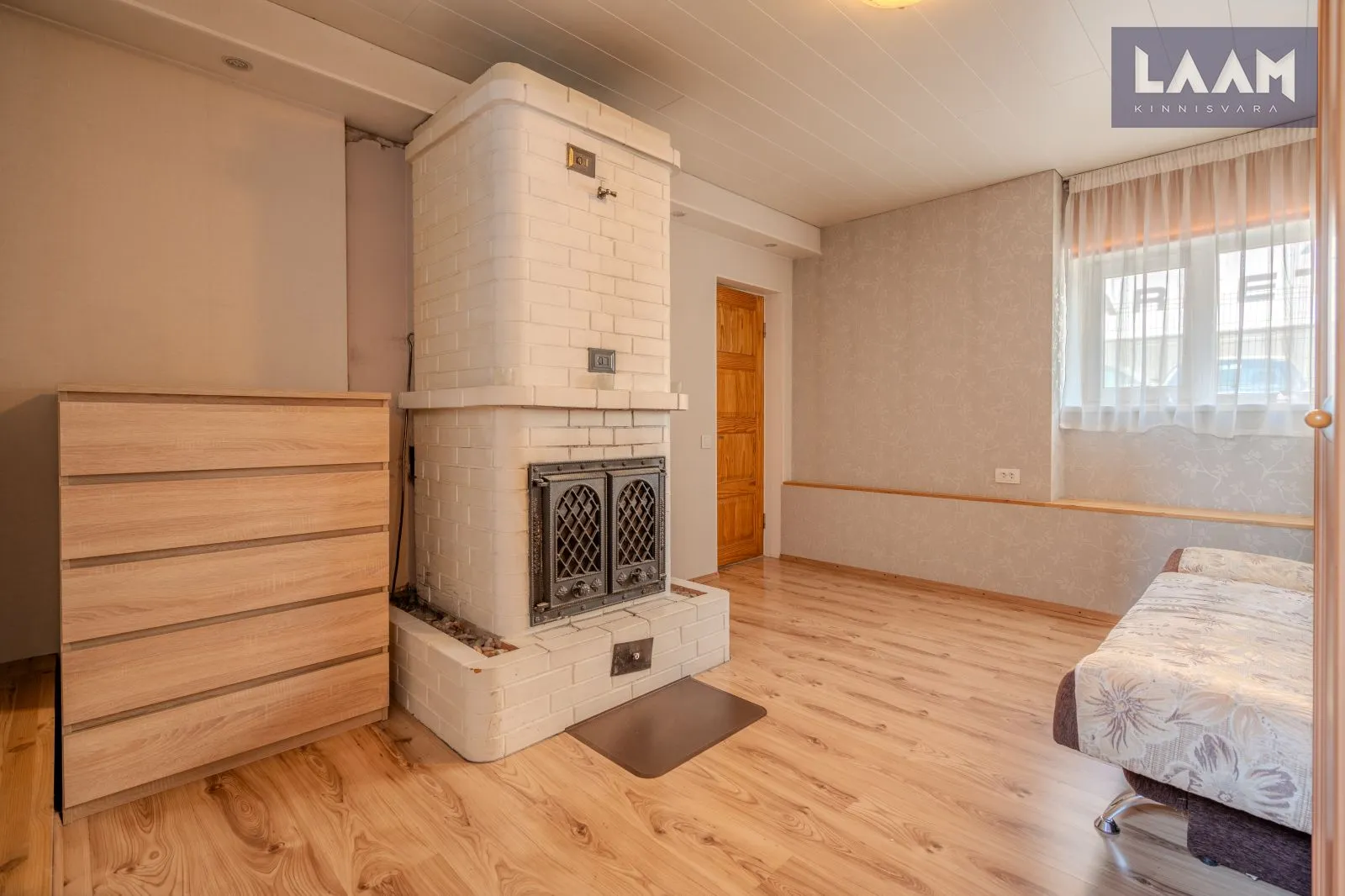Viljandi maakond, Viljandi linn, Kesklinn, C. R. Jakobsoni 23b — 11