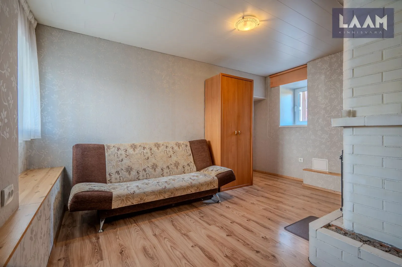 Viljandi maakond, Viljandi linn, Kesklinn, C. R. Jakobsoni 23b — 10