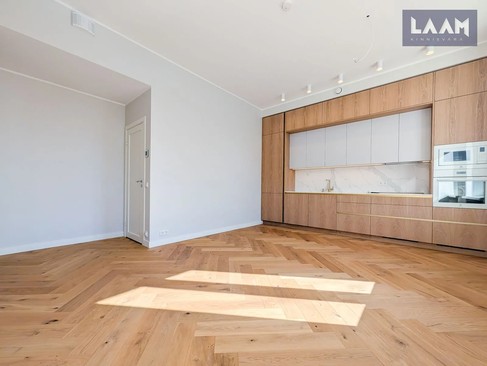 Pärnu maakond, Pärnu linn, Kesklinn, Rüütli tn 40a — 5